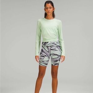 Lululemon Base Pace High-Rise Short 8" Size 6 Paint Glide Warp Multi